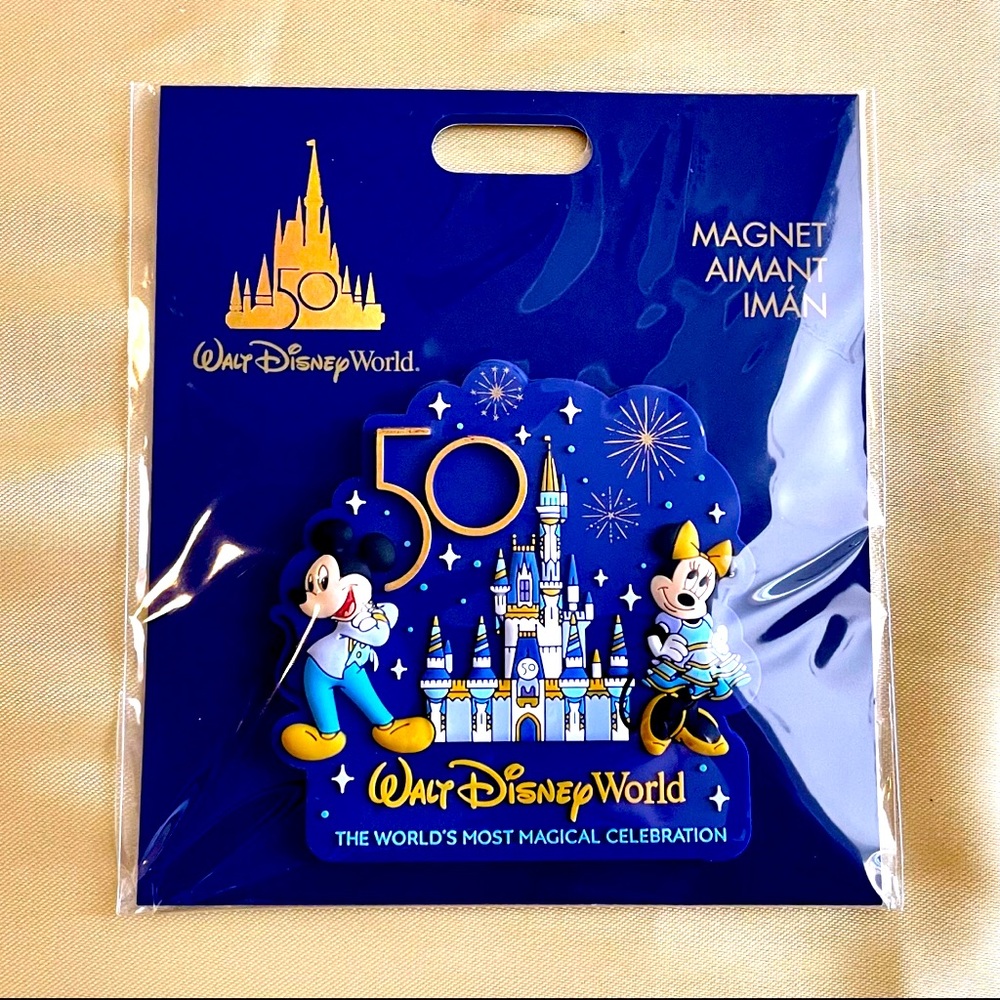 💙✨NEW✨💙 Disney 50th Anniversary Magnet